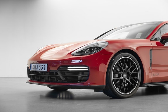 Porsche Panamera GTS 20 of 28