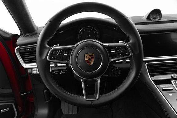 Porsche Panamera GTS 7 of 28