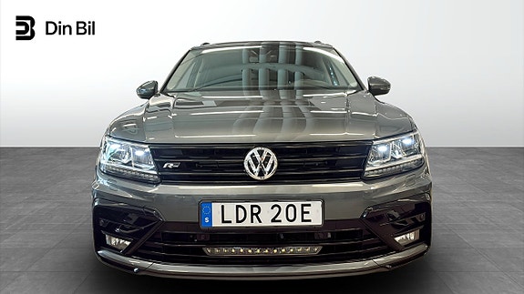 Volkswagen Tiguan 4 of 13