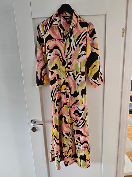 Product image 6 of 17