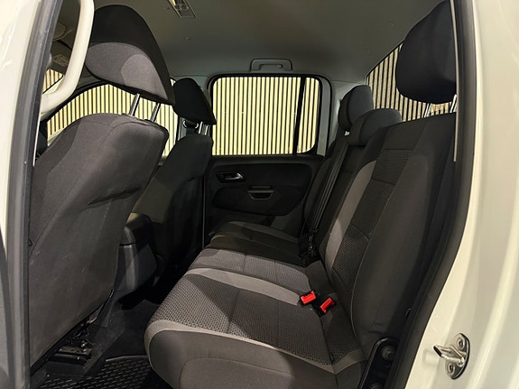 Volkswagen Amarok 11 of 23