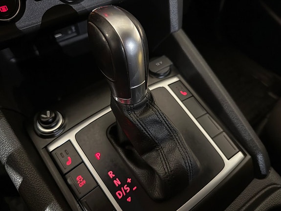 Volkswagen Amarok 22 of 23