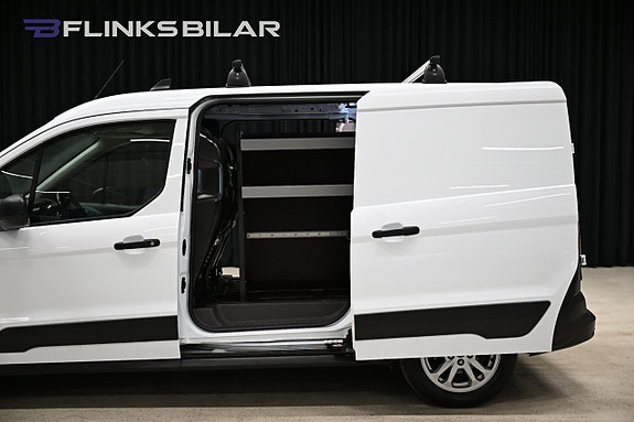 Ford Transit Connect 6 of 29