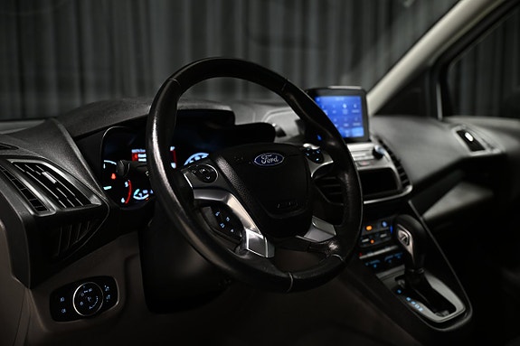 Ford Transit Connect 17 of 29