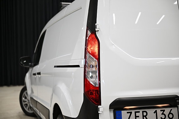 Ford Transit Connect 14 of 29