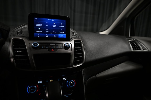 Ford Transit Connect 25 of 29
