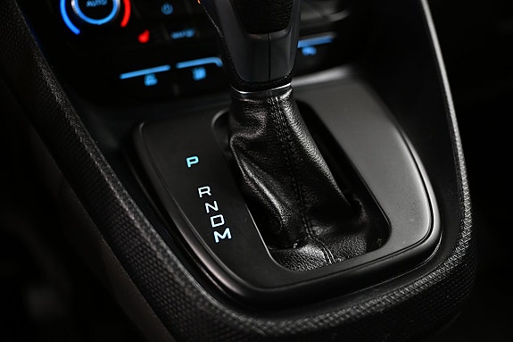 Ford Transit Connect 23 of 29