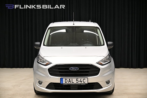 Ford Transit Connect 4 of 29