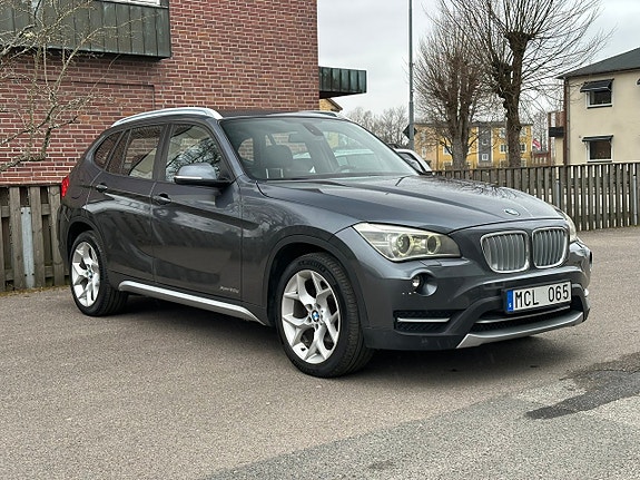 BMW X1 4 of 5