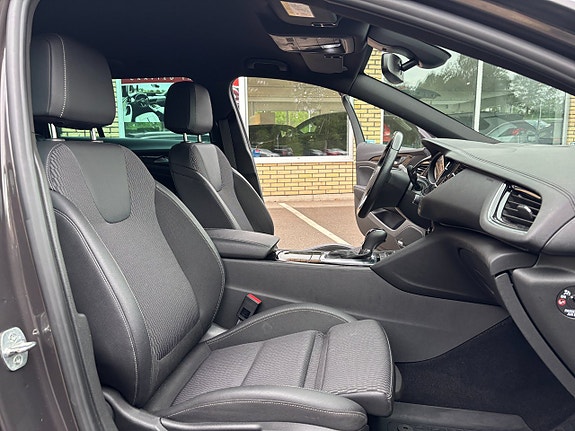 Opel Insignia 22 of 28