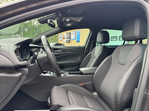 Opel Insignia 20 of 28