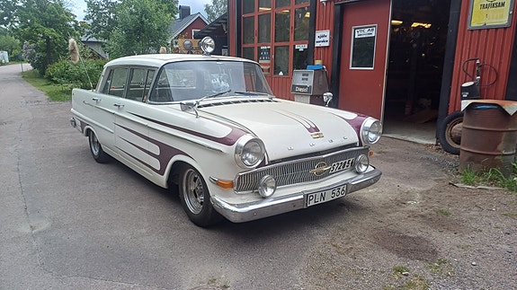 Opel Kapitan 2 of 5