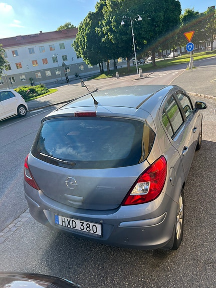 Opel Corsa 4 of 4