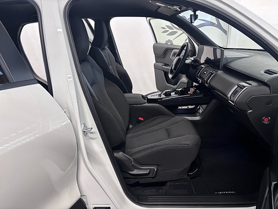 Suzuki eVitara 6 of 13
