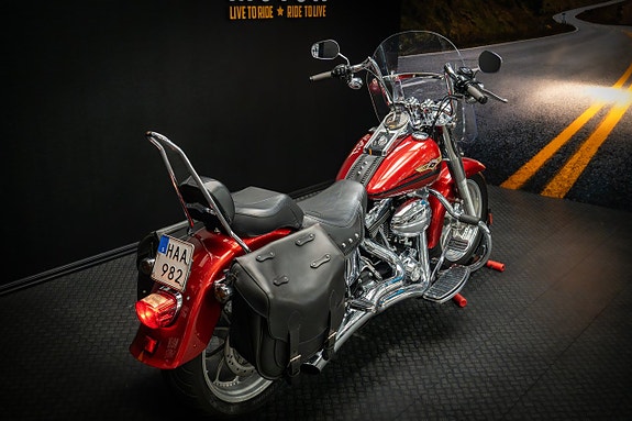 Harley-Davidson Fat Boy (FLSTF) 4 of 17