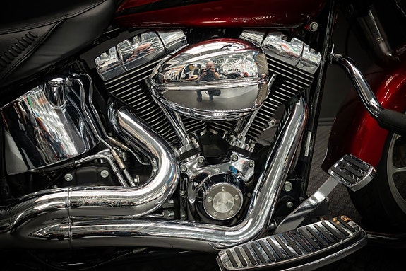 Harley-Davidson Fat Boy (FLSTF) 10 of 17