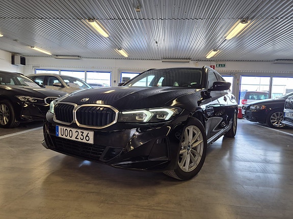BMW 330e
