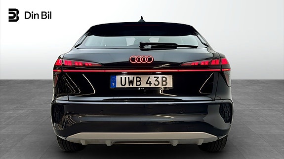 Audi Q3 5 of 5