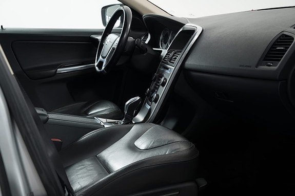 Volvo XC60 18 of 19