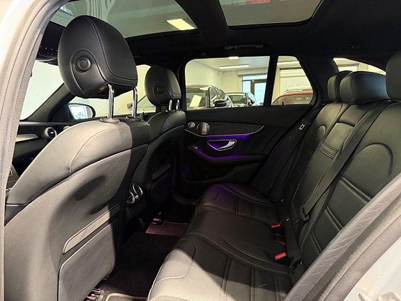 Mercedes-Benz AMG GT Coupe 13 of 17