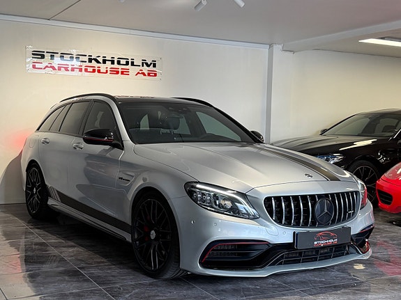 Mercedes-Benz AMG GT Coupe 2 of 5