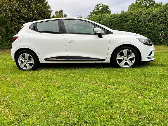 Renault Clio 4 of 5
