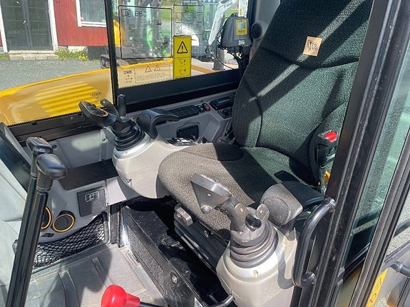 JCB 86 C-2 Engcon EC209 EC-Oil Värmare 9 of 9