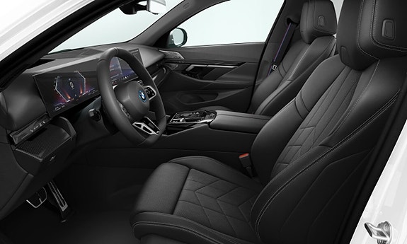 BMW 530e 3 of 4