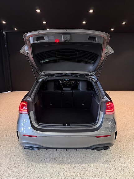 Mercedes-Benz A200 8 of 16