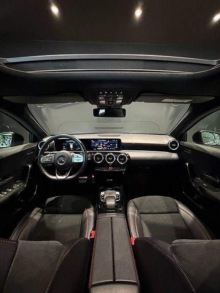 Mercedes-Benz A200 16 of 16