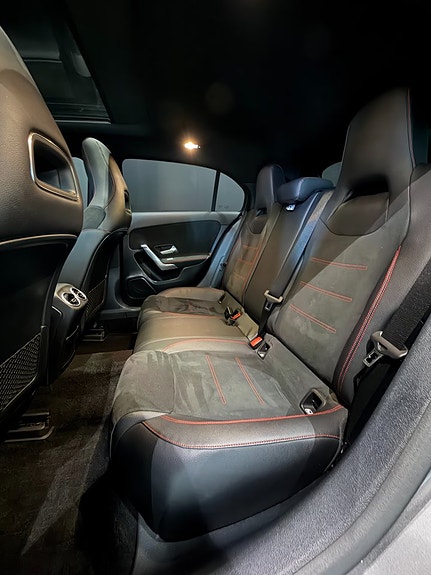 Mercedes-Benz A200 9 of 16
