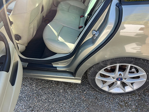 Saab 9-3 3 of 5