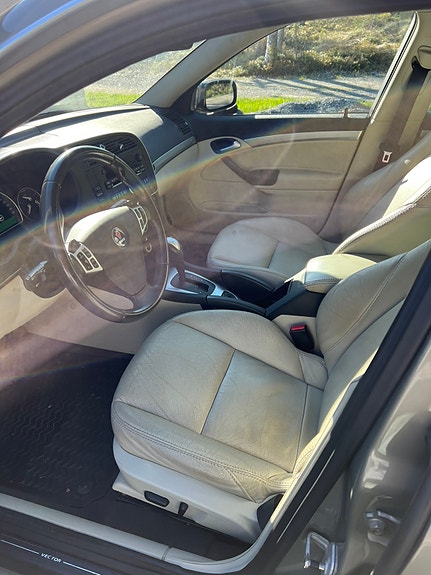 Saab 9-3 2 of 5