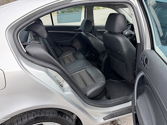 Skoda Octavia 15 of 27