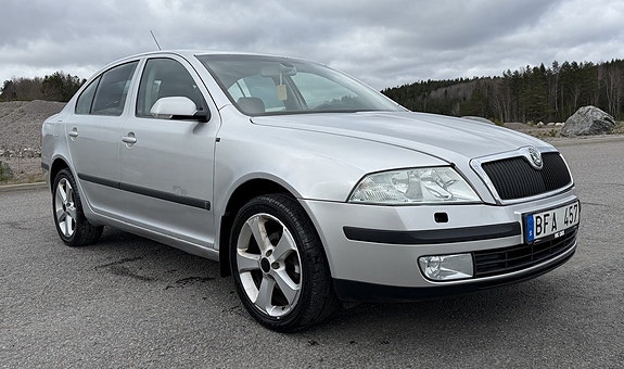 Skoda Octavia 8 of 27