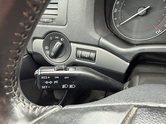 Skoda Octavia 19 of 27