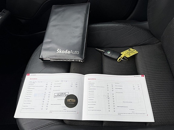 Skoda Octavia 26 of 27