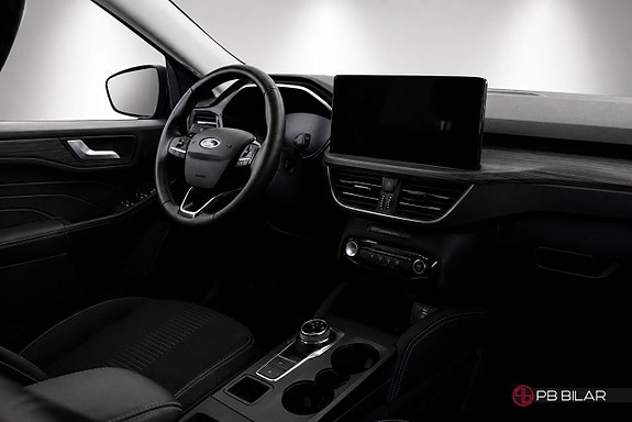 Ford Kuga 16 of 24