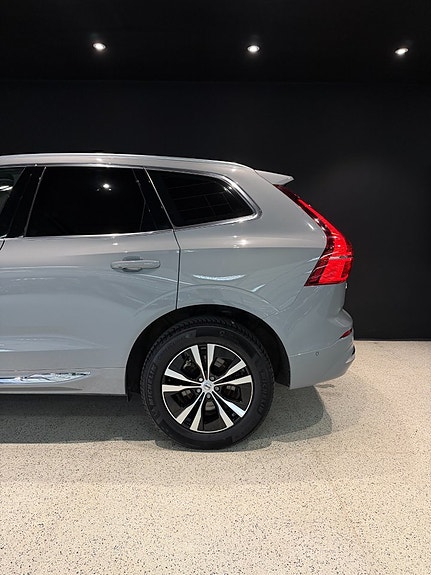 Volvo XC60 4 of 5