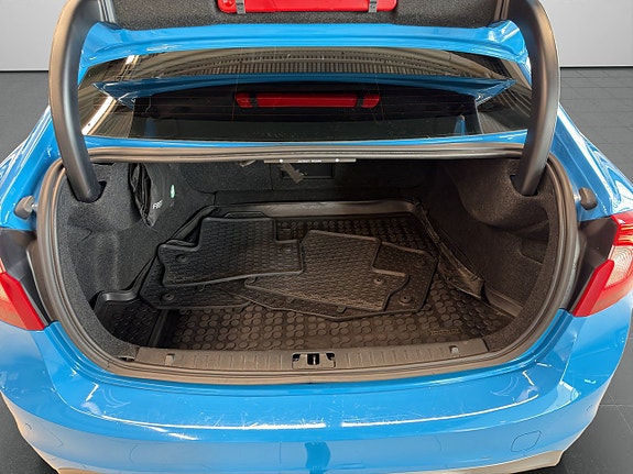 Volvo S60 24 of 27