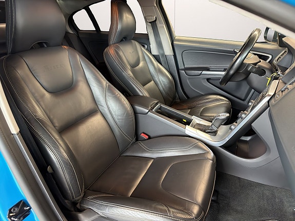 Volvo S60 12 of 27