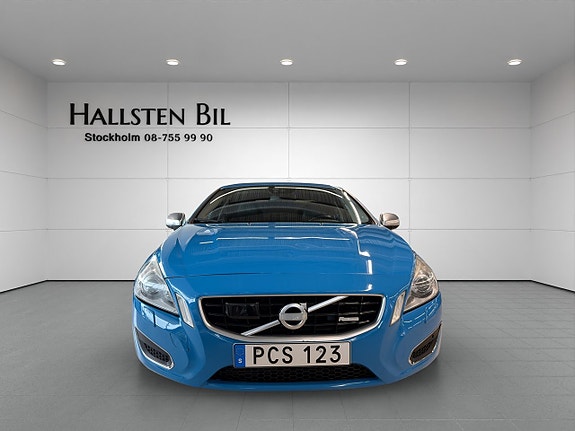Volvo S60 3 of 5