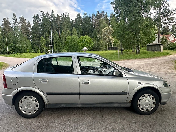 Opel Astra 4 of 5