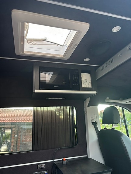 Volkswagen Crafter 35 11 of 12