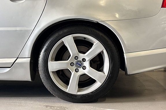 Volvo V70 6 of 22
