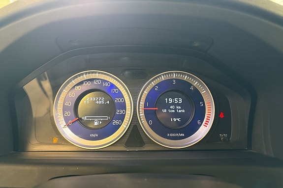 Volvo V70 14 of 22