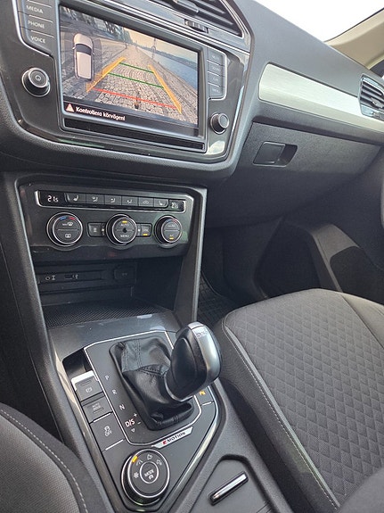 Volkswagen Tiguan 11 of 11