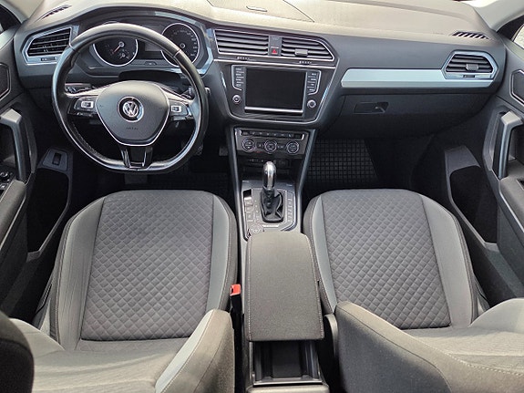 Volkswagen Tiguan 7 of 11