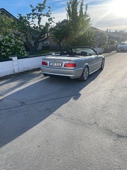 BMW 325Ci 3 of 5