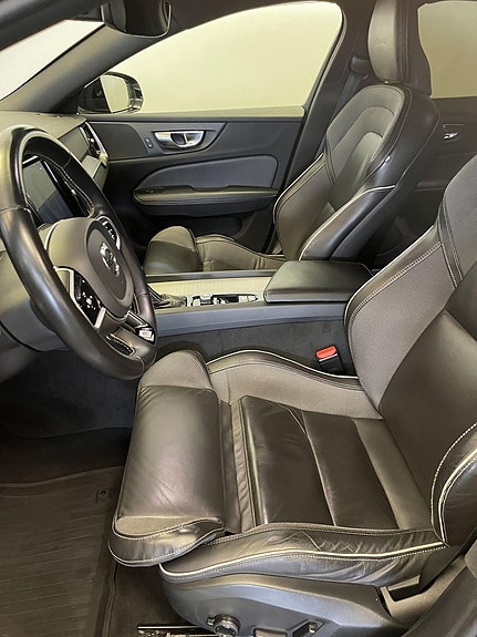 Volvo S60 5 of 5